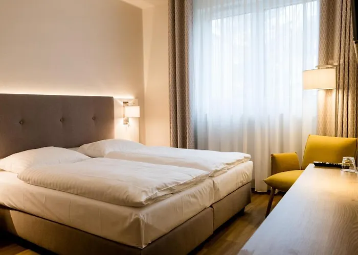 Haus Rissen Gaestehaus 3*